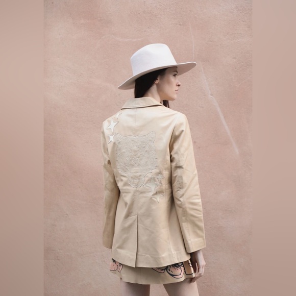 New - Las Sureñas Tiger Blazer Leather Light Camel Jacket - Size Medium - Picture 3 of 4
